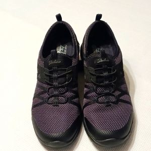 Skechers air-cooled memory foams slip-on shoes